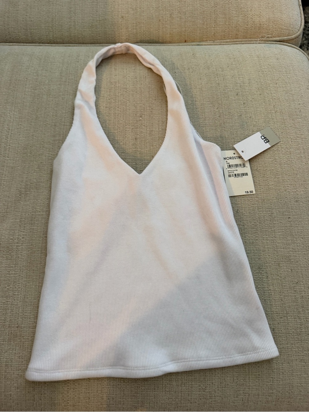 bp. White Ribbed V-Neck Halter Camisoleo